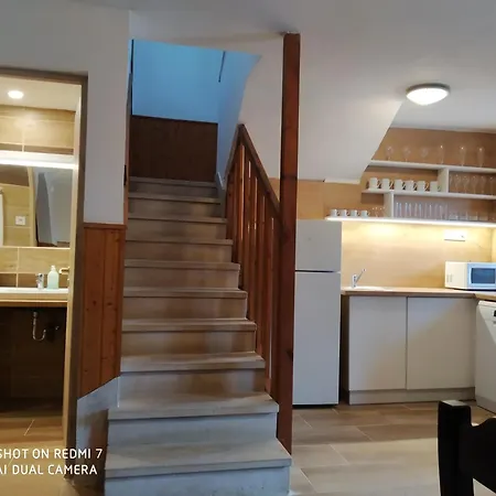 בית נופש Vadrozsa Nyaralo